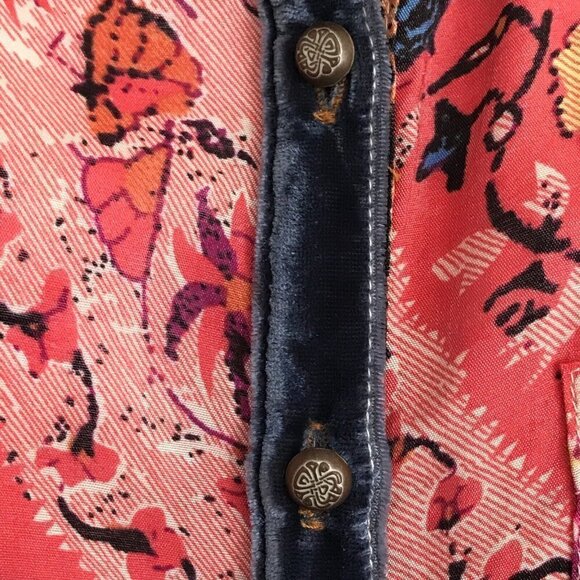 Soft Surrounding Brynn Medium Button Tunic Shirt Floral Paisley Silk Velvet Trim - Picture 6 of 12